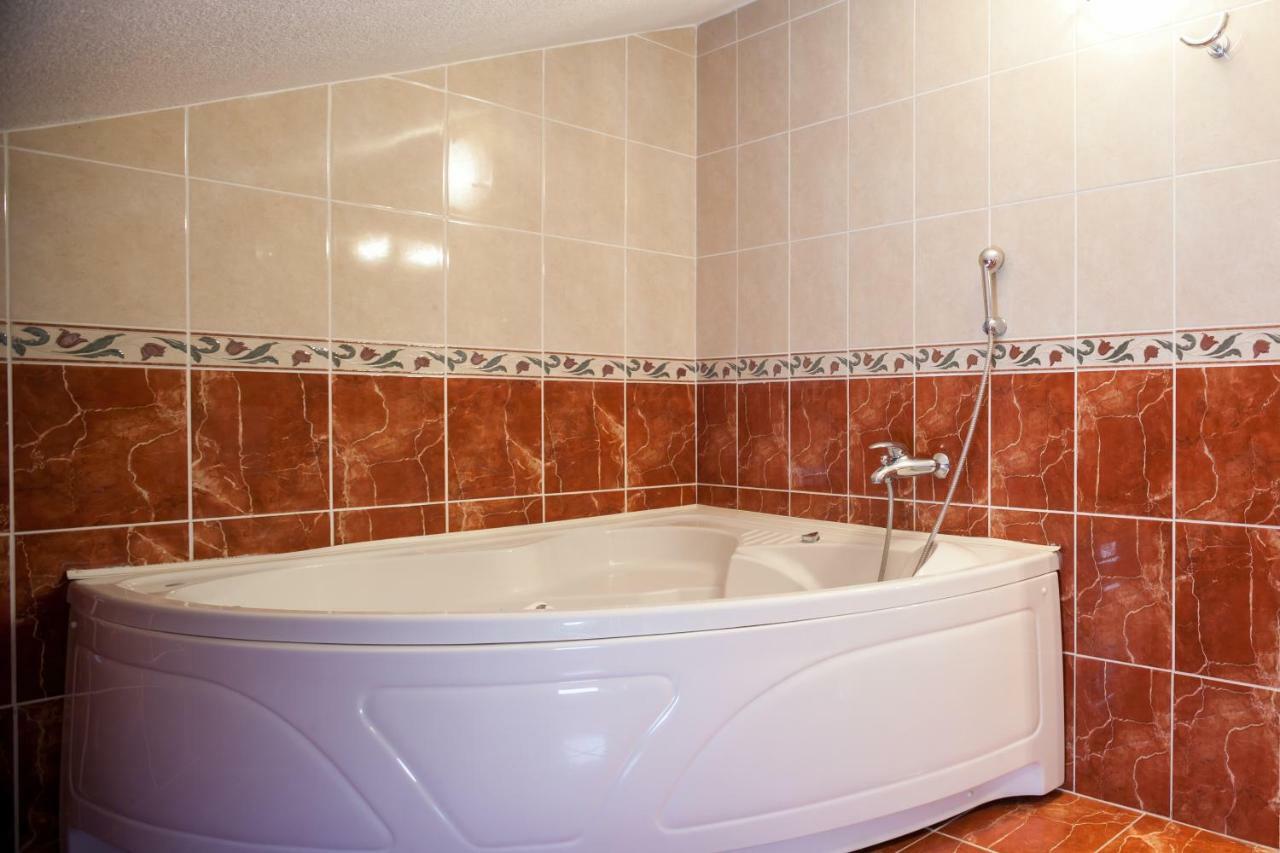 Penthouse Apartment Подгора Екстериор снимка