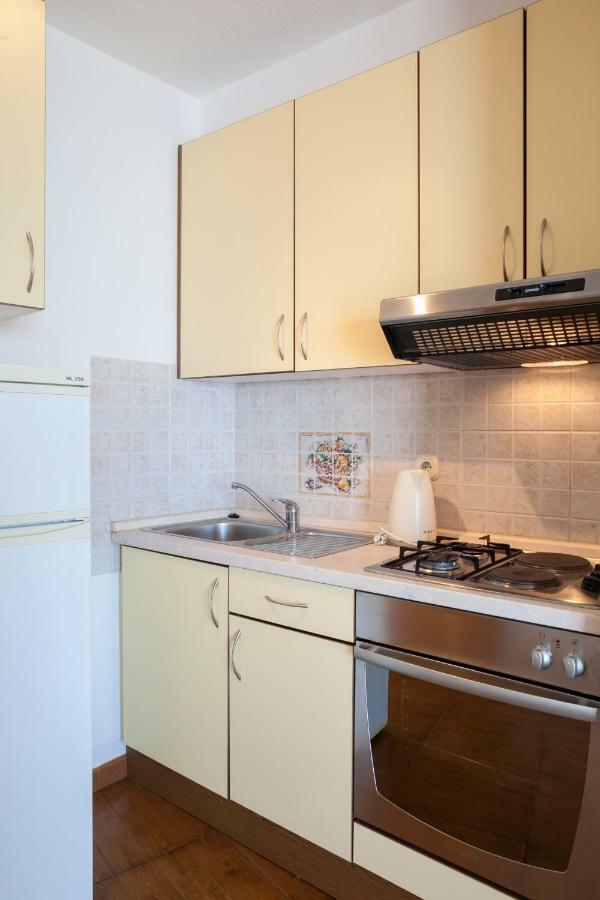 Penthouse Apartment Подгора Екстериор снимка